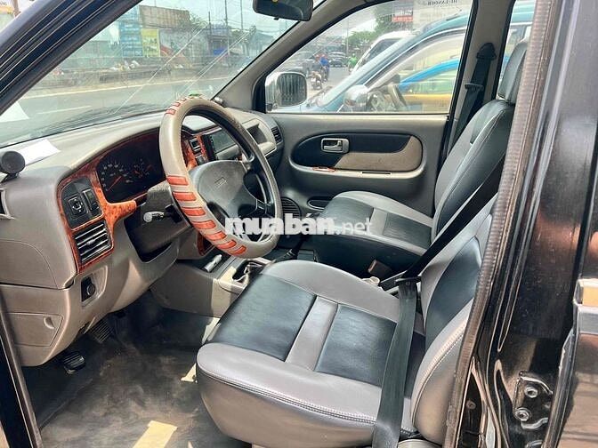 Isuzu Hilander 2005 Đen