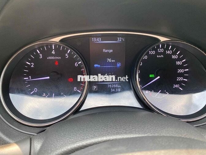 Nissan X trail 2018 2.5 SV 4WD Premium - 79000 km