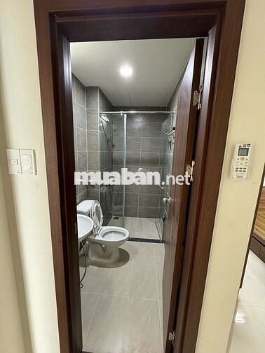 Chính chủ cho thuê Green river 2Pn 2wc gần full nội thất giá 10tr, mới