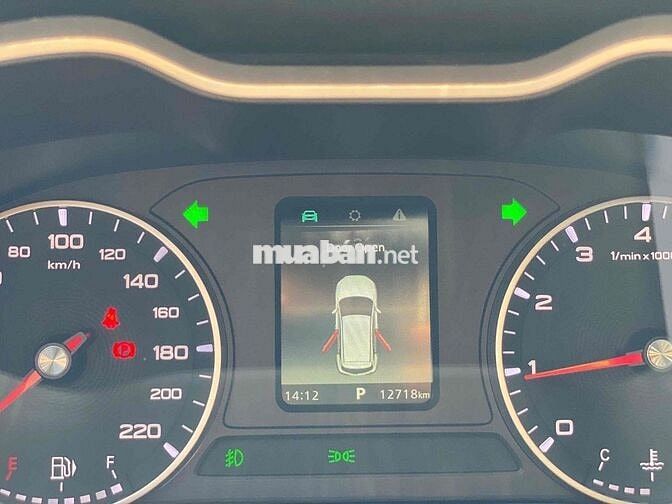 MG MGZS 2025 Luxury 1.5 AT 2WD - 13500 km