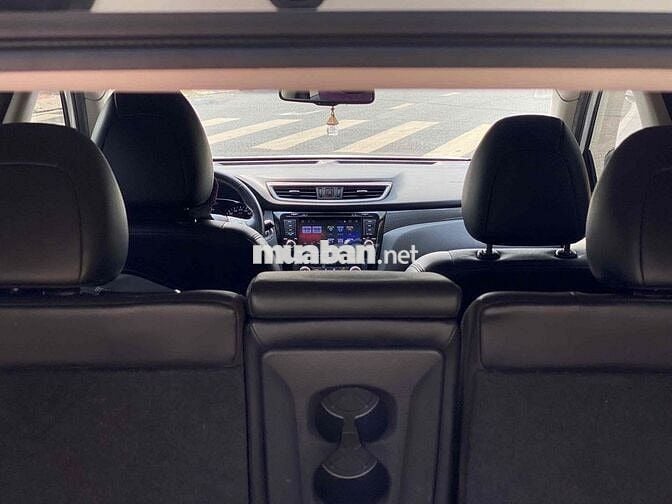 Nissan X trail 2018 2.5 SV 4WD Premium - 79000 km