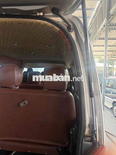 Toyota Hiace 2006 Xăng Bạc