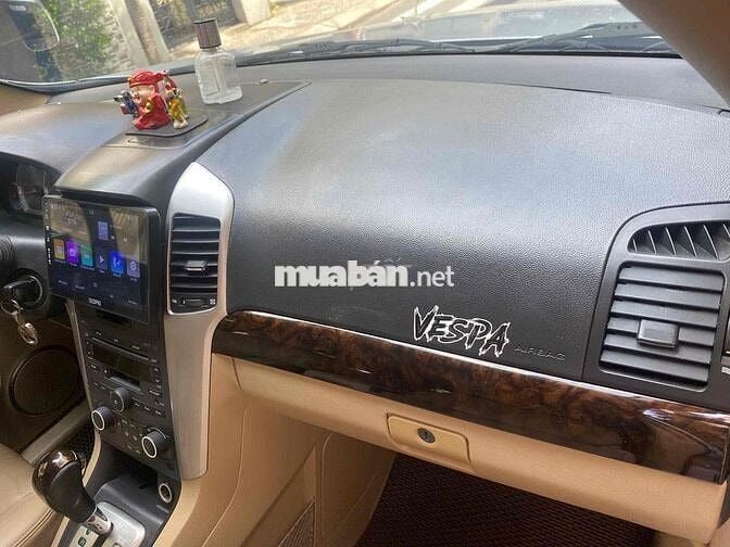 Chevrolet Captiva Bạc