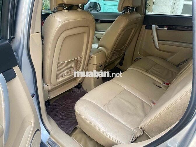 Chevrolet Captiva Bạc