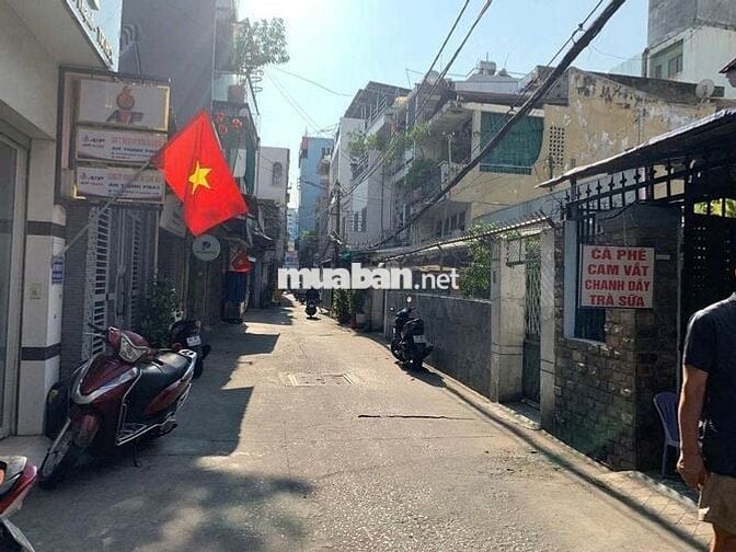 CHÍNH CHỦ CẦN BÁN NHÀ TRUNG TÂM TP. HCM.