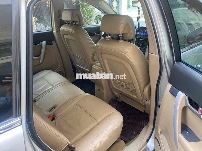 Chevrolet Captiva Bạc