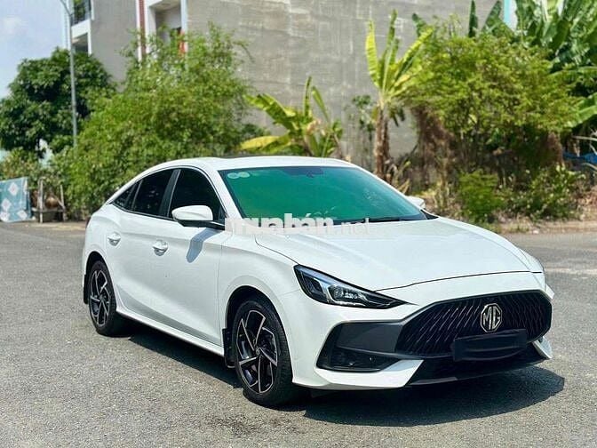 MG MG5 2025 - 9000 km