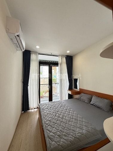 NHÀ ĐẸP 30m2 - LẠC LONG QUÂN giáp Quận 10 - AN NINH - giá 4.15 tỷ TL 