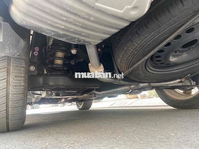 Chevrolet Captiva Bạc