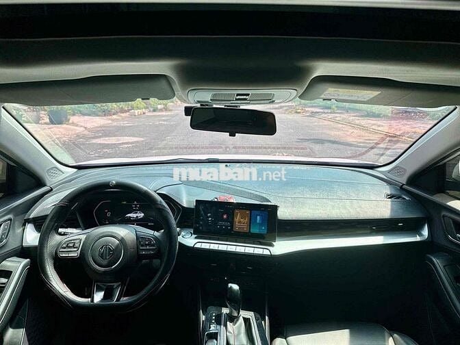 MG MG5 2025 - 9000 km