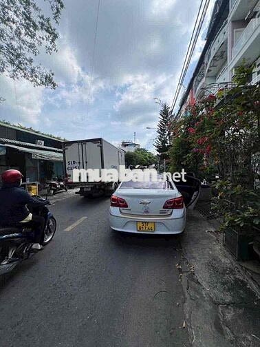 nhà thuê mặt tiền nguyên căn đường Bà Hom Q6