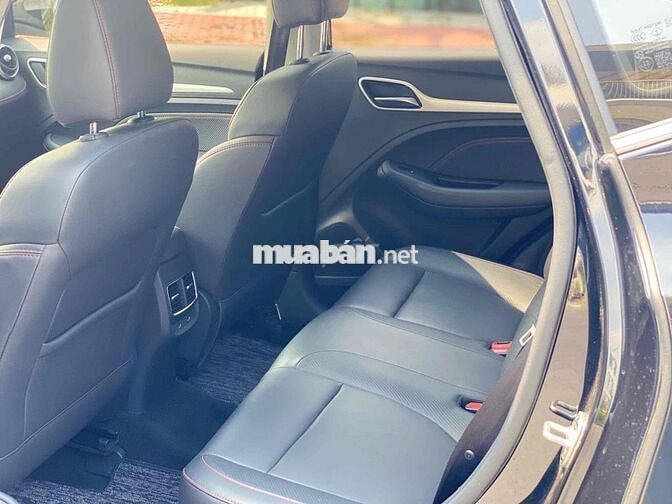 MG MGZS 2025 Luxury 1.5 AT 2WD - 13500 km