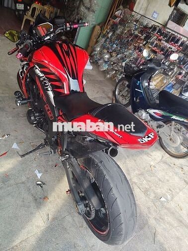 Kawasaki Z1000 2013 Đỏ đen