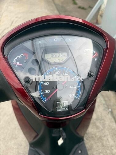 Honda SH 2016 khoa ga xin Đỏ 18000 km
