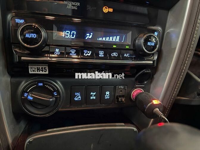 Fortuner 2017 Xăng 2 Cầu -ODO 115.000km - Còn Giảm
