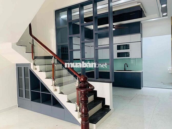 CHỊ CHỦ CẦN TIÊN ĐI M.Ỹ LÊN GIẢM 750tr BÁN NHANH BÁN GẤP