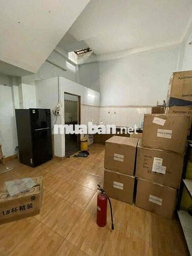Mặt Tiện Nội Bộ , P Tân Quý, 4.5 x 19M , 1 Trệt 1 Lầu , 12tr 1 Tháng .