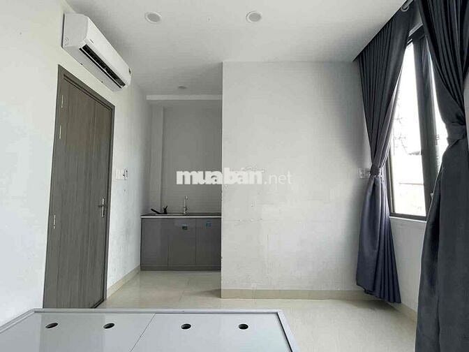 Cho thuê căn hộ Studio ban công,full NT gần lotte,cầu kênh tẻ ,RMIT,..