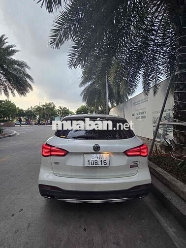 MG HS 2.0 troppy Trắng