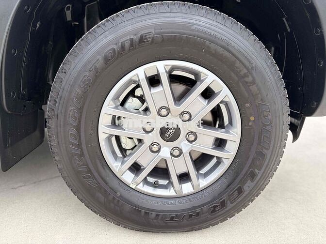 Ford Ranger 2025 XLS Trắng 17000 km