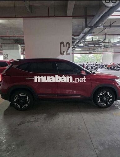 Kia Seltos Luxury 2025 Đỏ 12.500 km