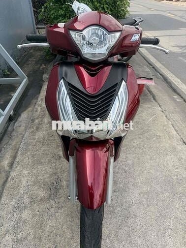 Honda SH 2016 khoa ga xin Đỏ 18000 km