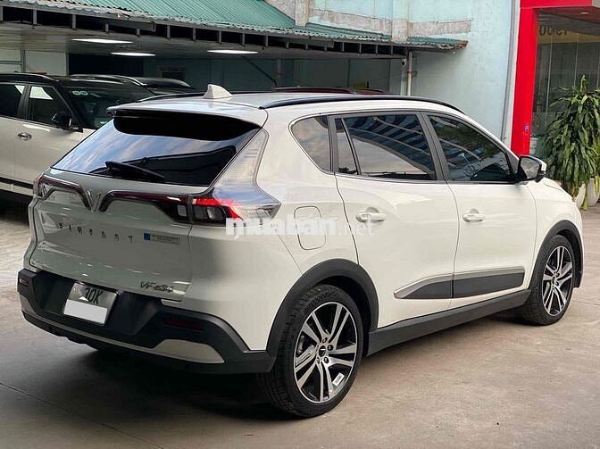 Xe điện VinFast VF e34 2022 Trắng chạy 2v8km