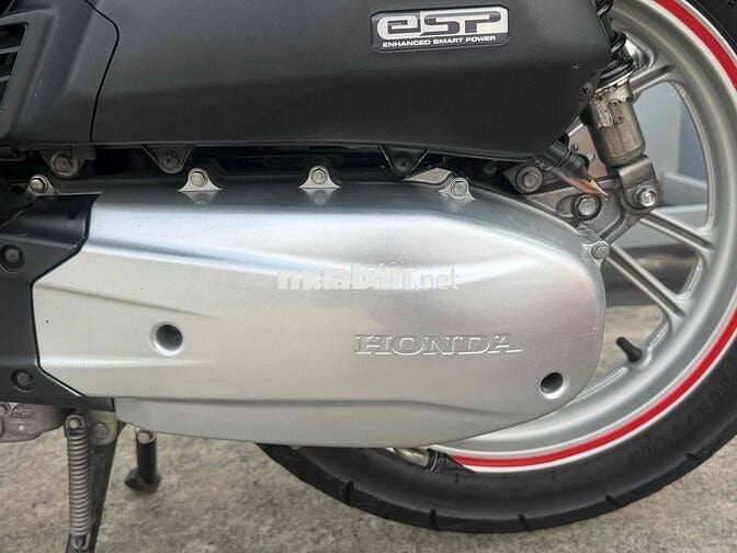 Honda SH 2016 khoa ga xin Đỏ 18000 km
