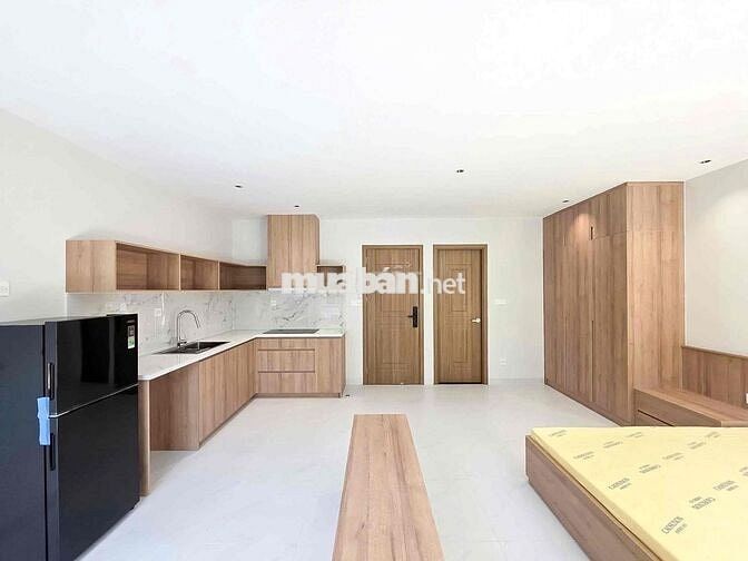 Cho thuê căn hộ Studio ban công,full NT gần lotte,cầu kênh tẻ ,RMIT,..