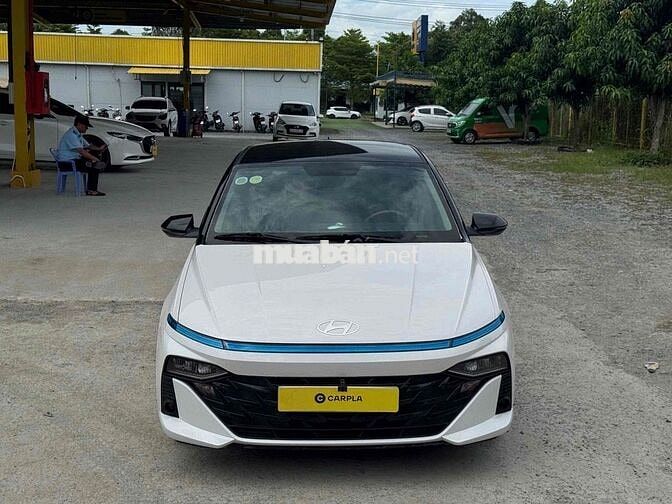 Hyundai Accent AT Đặc Biệt 2025 50.000km Trắng