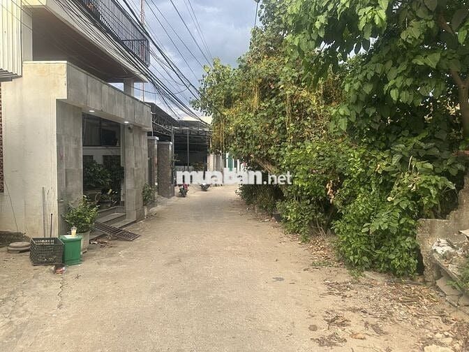 Bán Lô đất 131m, 2 mặt tiền. 2,xx tỷ Hoàng Quốc Việt, An cựu, Tp Huế