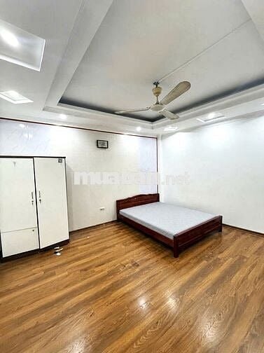Cho thuê nhà nguyên căn 5 tầng ngõ 83 Tân Triều đầy đủ nội thất