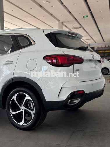 MG HS Luxury Trắng