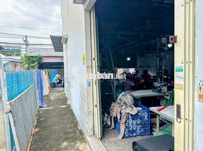 Kho xưởng góc 2 mặt Tiền Tân Hiệp 8-1-Hóc Môn.Dt 9x20~178m2~6ty