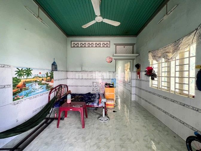 Nhà đẹp Phước Đông. 200m2 ngay KCN.  1,x tỷ 