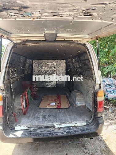 Toyota Hiace Xe tải van Bạc 2.9m
