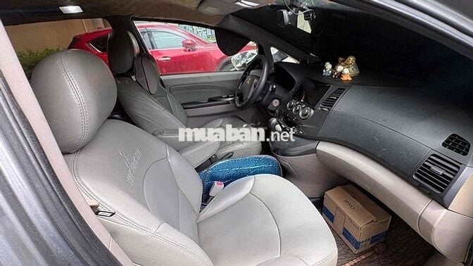 Mitsubishi Grandis 2005 Xám