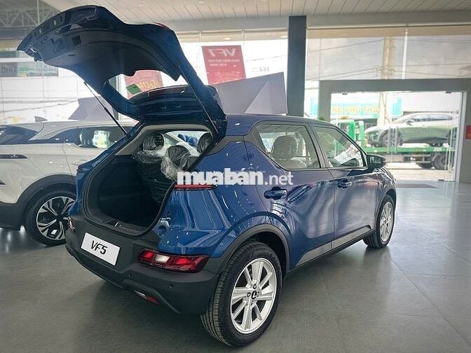 VinFast VF5 màu Xanh Mới 100%