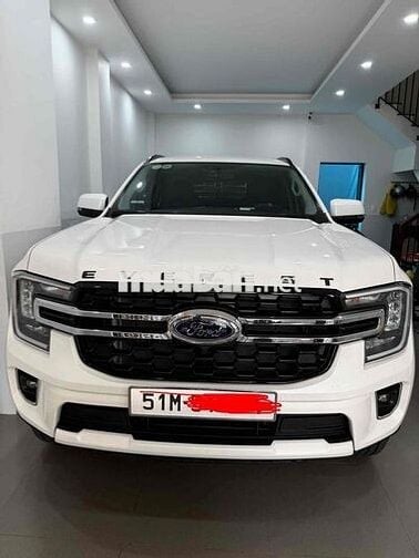Ford Everest ambiente 2025 Trắng 10475 km