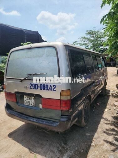 Toyota Hiace Xe tải van Bạc 2.9m