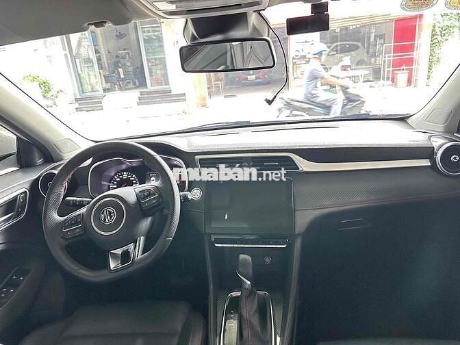 MG MGZS 2025 Standard 1.5 AT 2WD - 22000 km