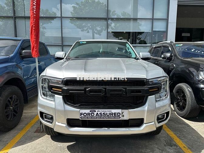 Ford Ranger XLS 2025, bảo hành 2028, vay 75%