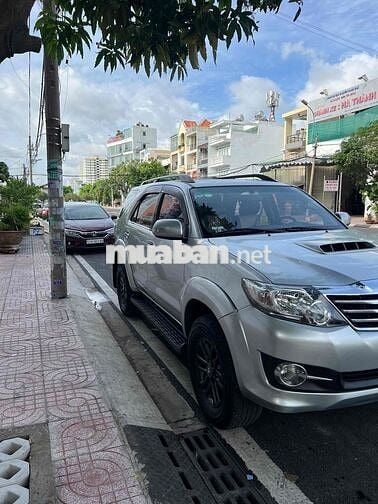 Toyota Fortuner 2016 Bạc