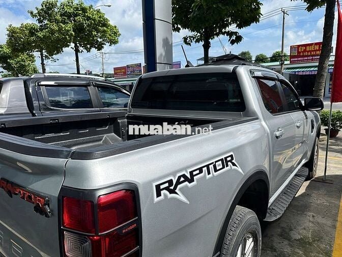 Ford Ranger XLS 2025, bảo hành 2028, vay 75%