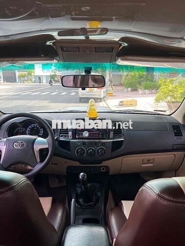 Toyota Fortuner 2016 Bạc