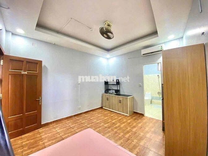 STUDIO FULL NỘI THẤT - THANG MÁY - HẦM XE - GẦN SÂN BAY TSN