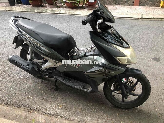 Cần bán xe Honda airblade Fi máy êm