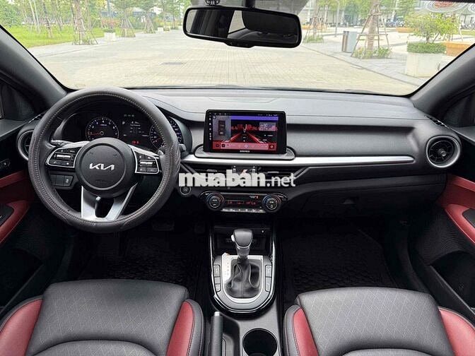 Kia K3 2022 70000 km Đen