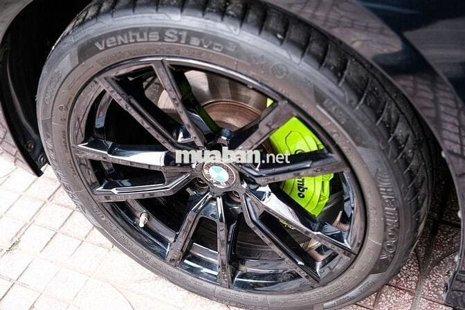 BMW 320i Sportline LCI 2024 Đen 24000 km