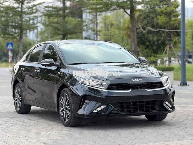 Kia K3 2022 70000 km Đen